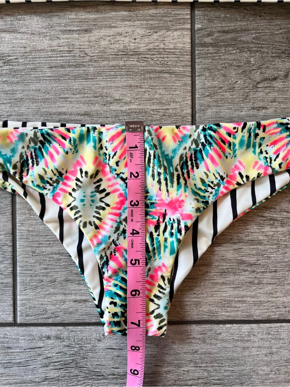 Billabong Bikini Set Size Medium NWT Tie Dye Reversible Bottoms Beach Surf